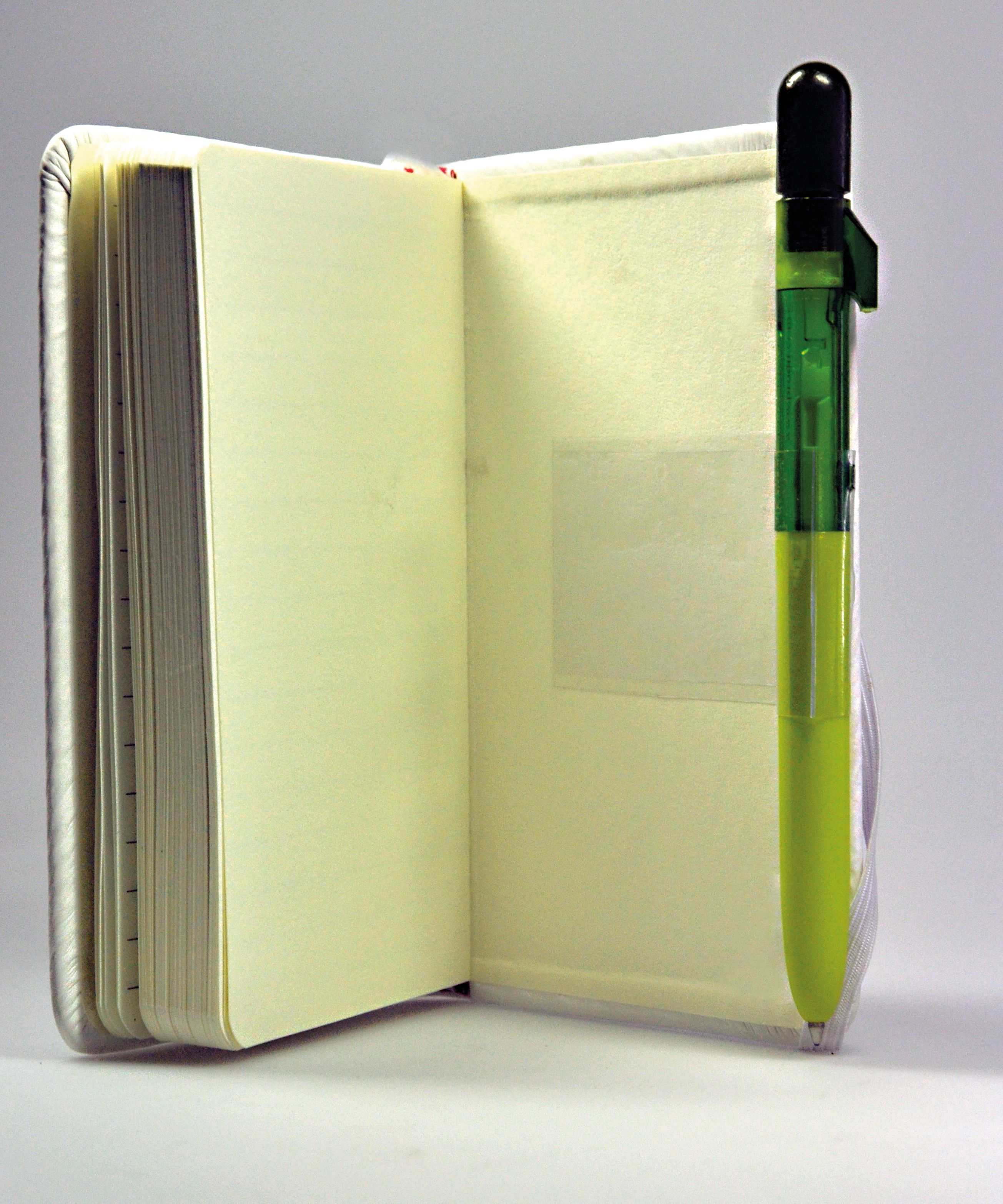 Selbstklebender Stifthalter aus Weich-PVC