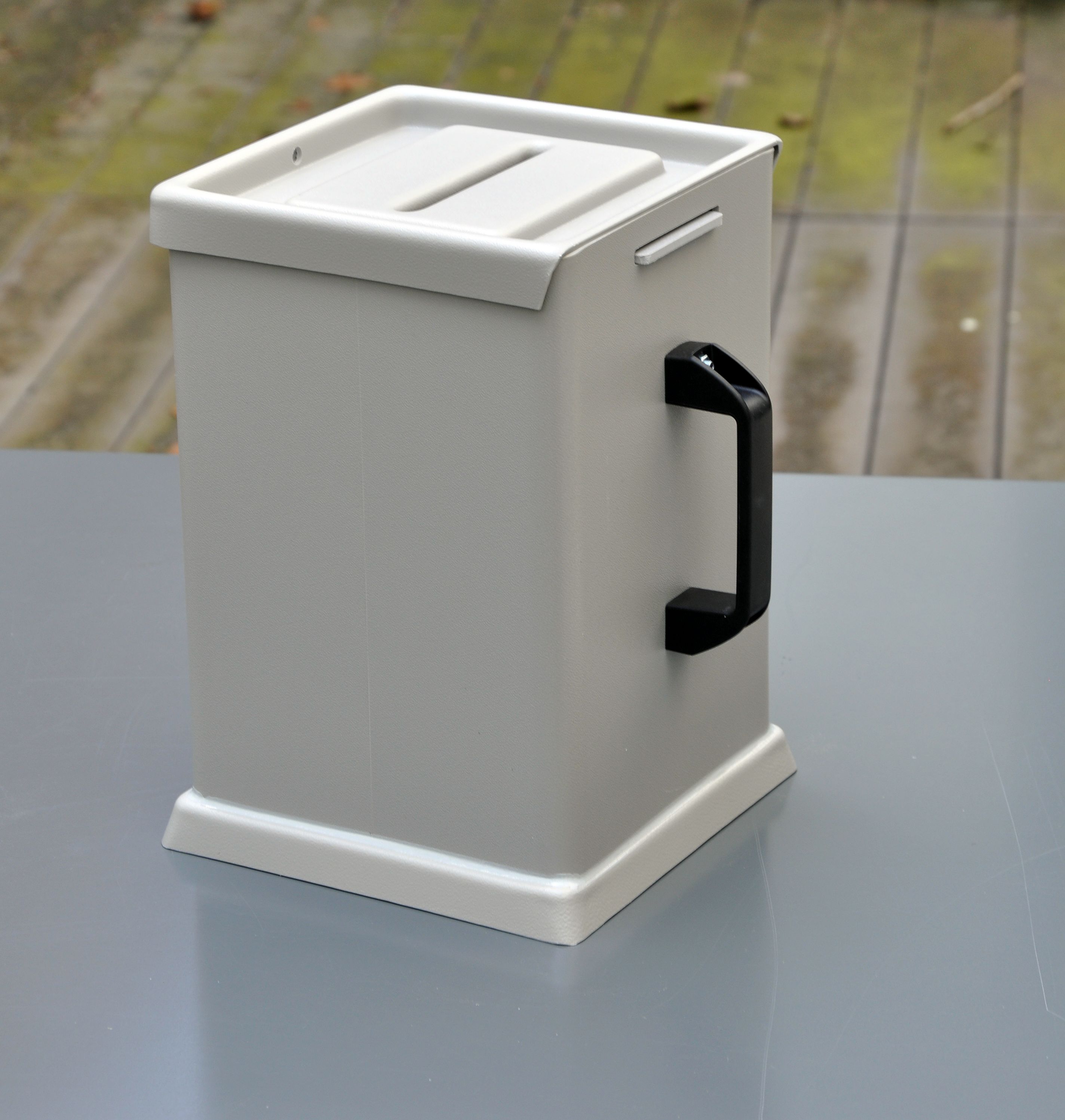 Wahlurne Junior 35 cm hoch (mit Stülpdeckel)