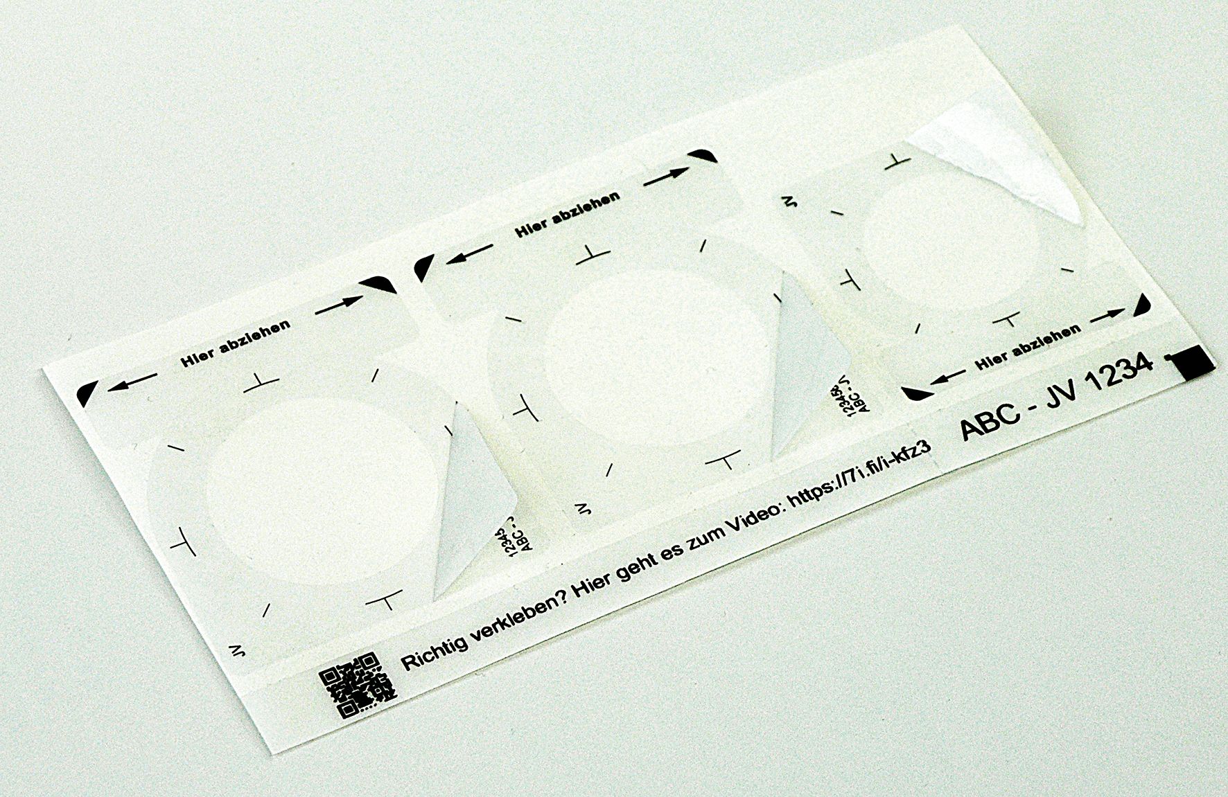 Plakettenträger Stempelplakette für Zulassung und HU