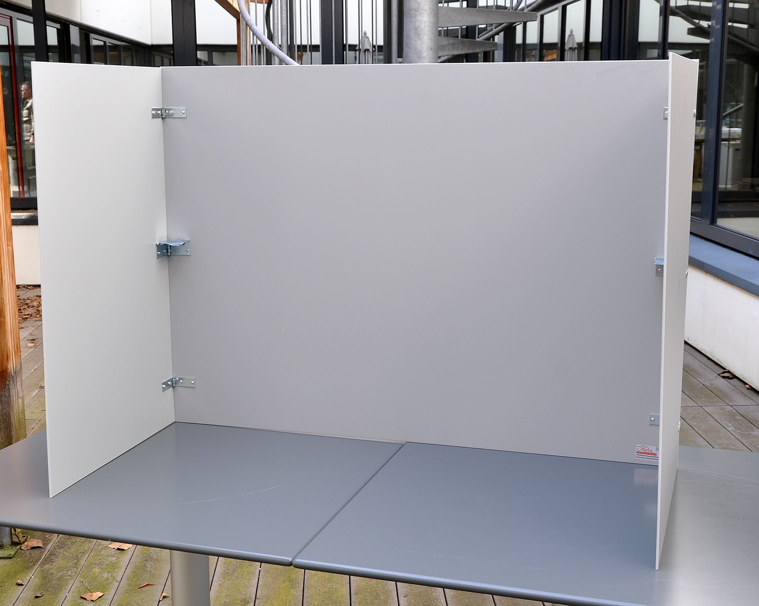 Tisch-Wahlkabine 110 cm breit, zusammenklappbar